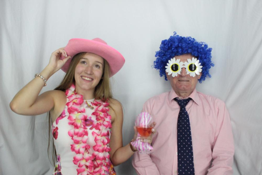 Laura & Oliver | View more photos from the event at gallery.myphotoboothexperience.co.uk/u/MyPhotoBoothExperienceLtd/Laura-Oliver